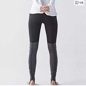 Lululemon Black and Gray Leggings